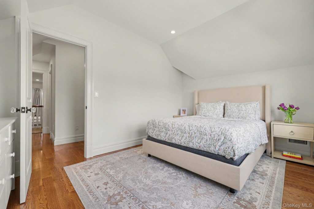 30 Wainwright Street, Rye, NY 10580 - Photo 24 of 37