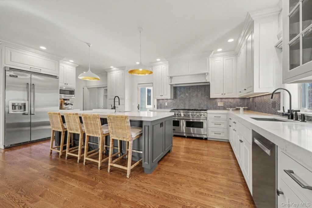 30 Wainwright Street, Rye, NY 10580 - Photo 7 of 37