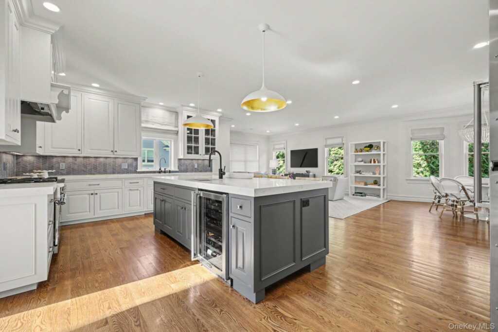 30 Wainwright Street, Rye, NY 10580 - Photo 9 of 37