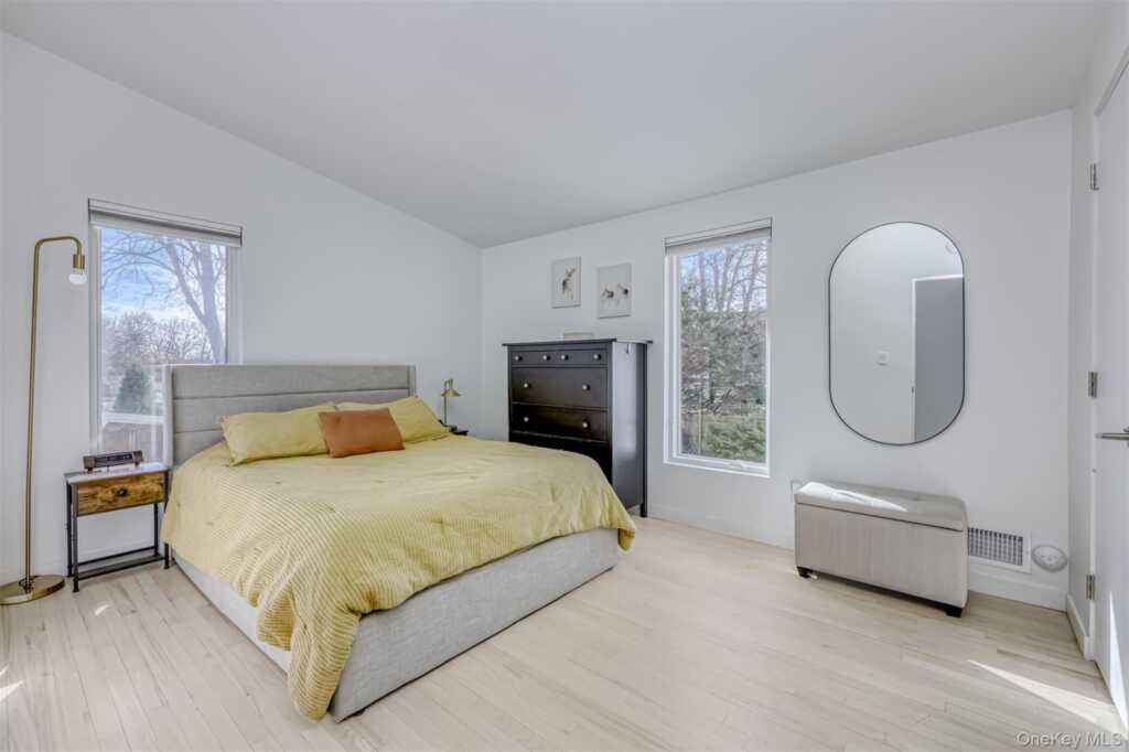 16 S Lexow Avenue, Nanuet, NY 10954 - Photo 12 of 21