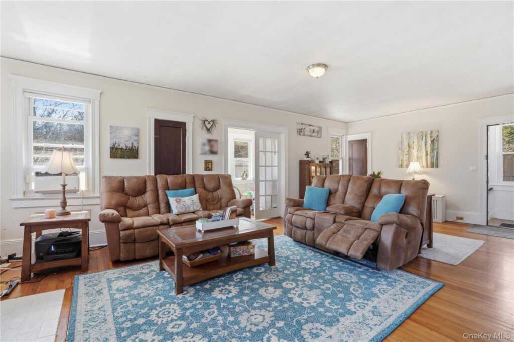 148 Clinton Avenue, Nyack, NY 10960 - Photo 10 of 30