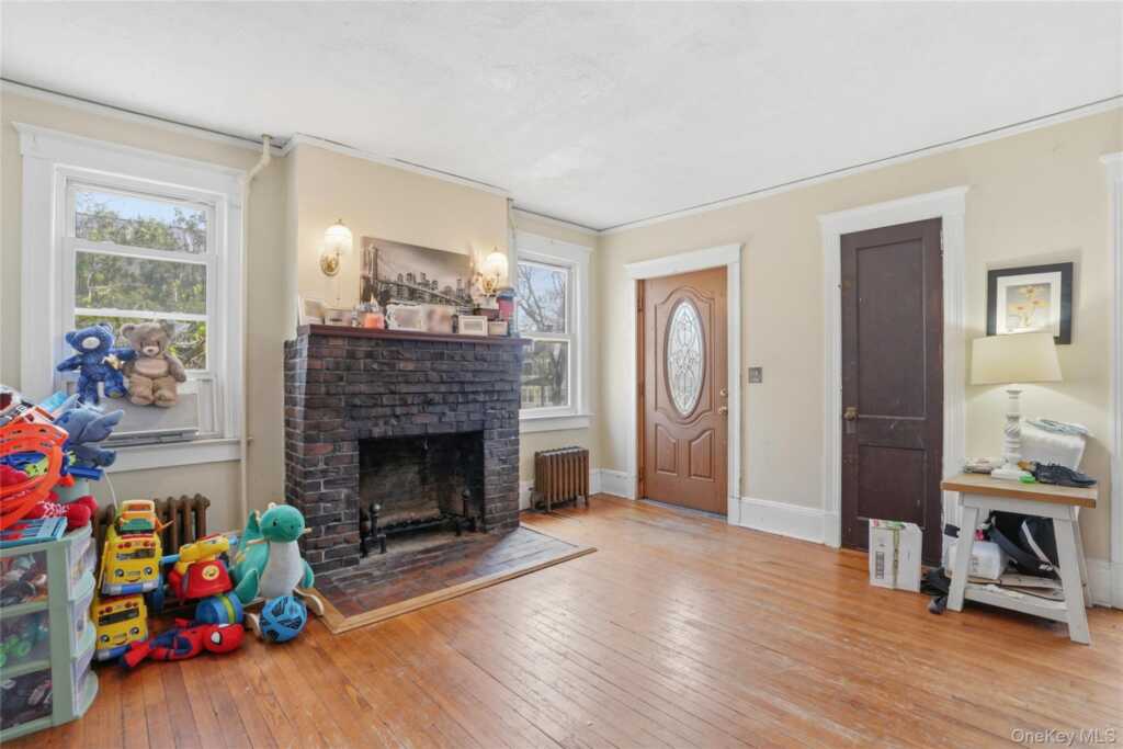 148 Clinton Avenue, Nyack, NY 10960 - Photo 22 of 30