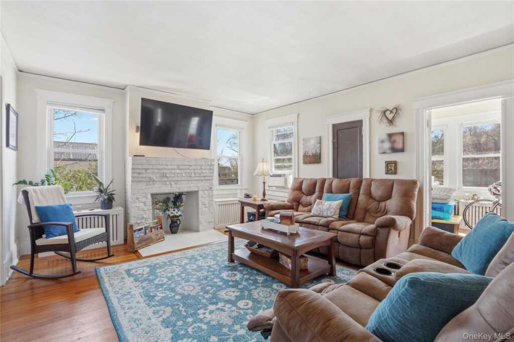 148 Clinton Avenue, Nyack, NY 10960 - Photo 8 of 30