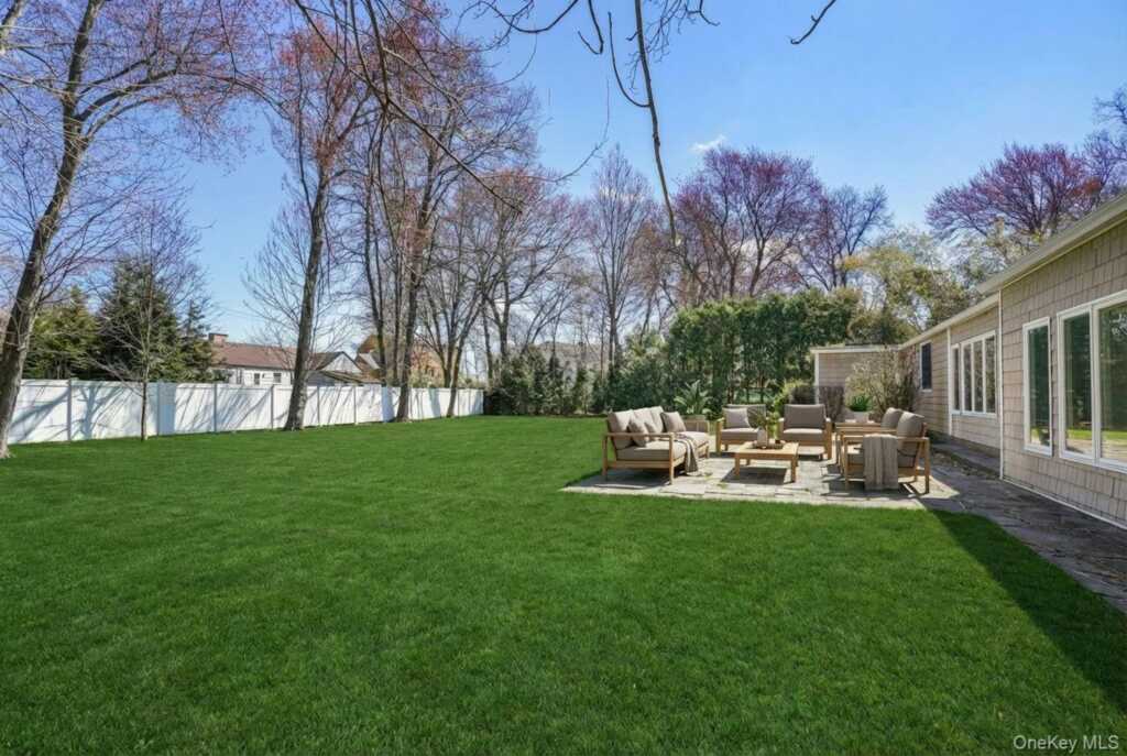 17 Old Orchard Road, Rye, NY 10573 - Photo 16 of 20