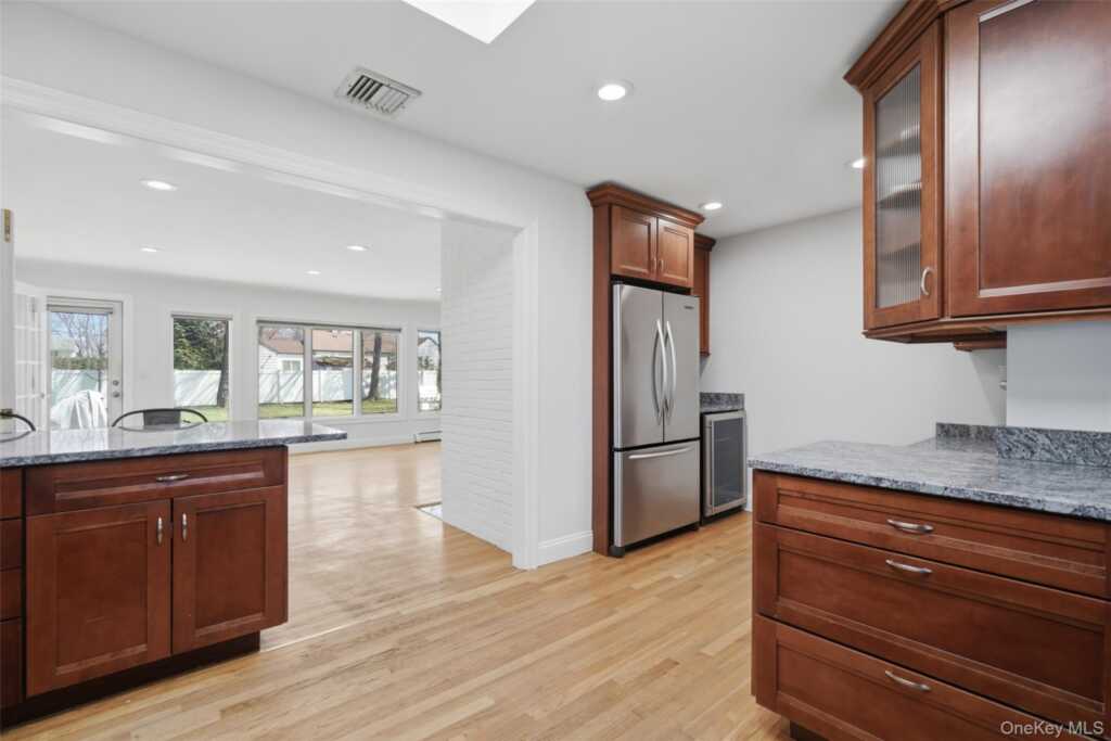 17 Old Orchard Road, Rye, NY 10573 - Photo 8 of 20