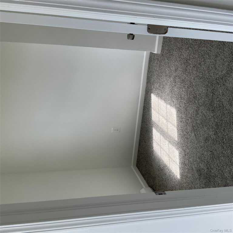 63 Pipetown Hill Road, Nanuet, NY 10954 - Photo 11 of 14