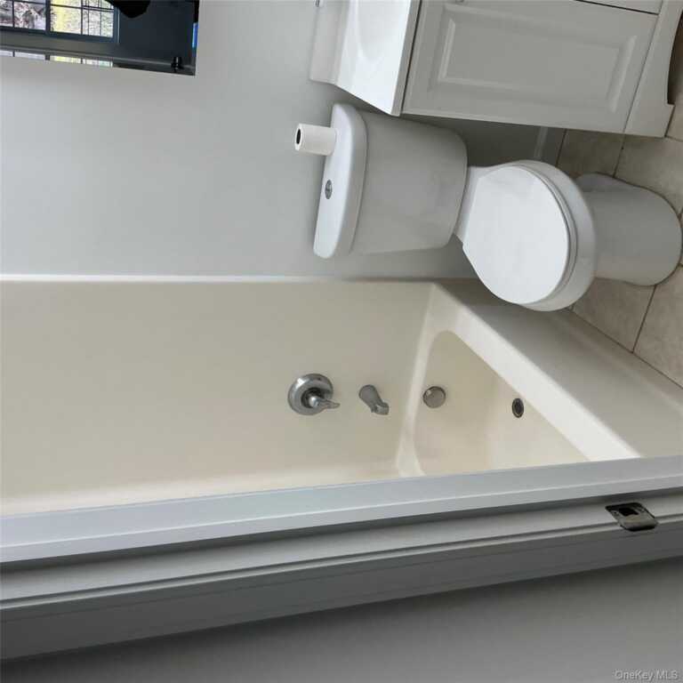 63 Pipetown Hill Road, Nanuet, NY 10954 - Photo 14 of 14