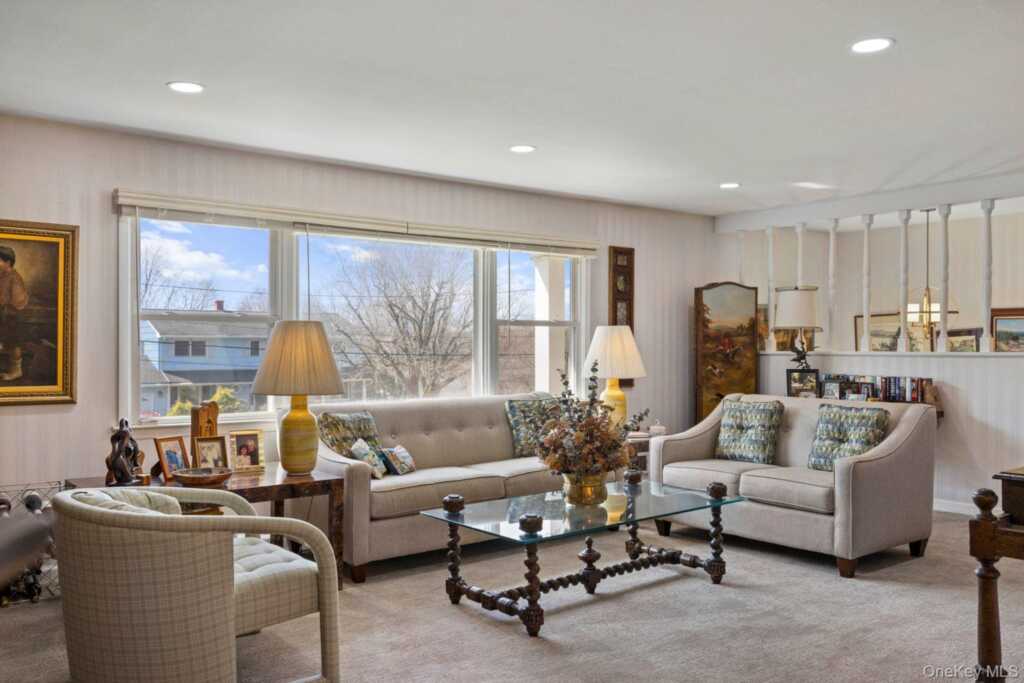 651 Andover Road, Valley Cottage, NY 10989 - Photo 13 of 47