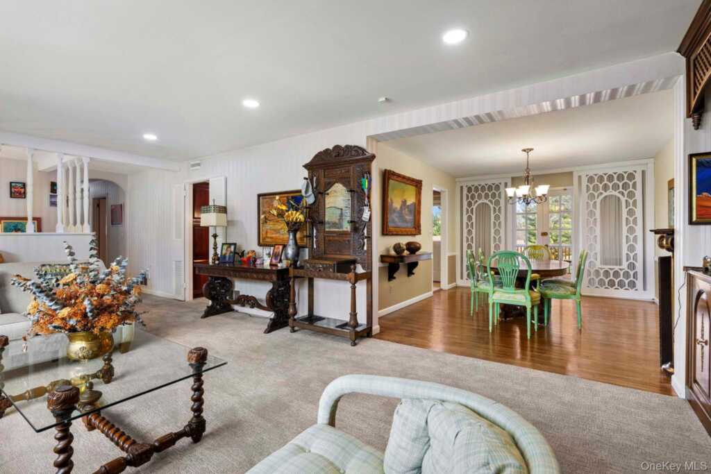 651 Andover Road, Valley Cottage, NY 10989 - Photo 17 of 47