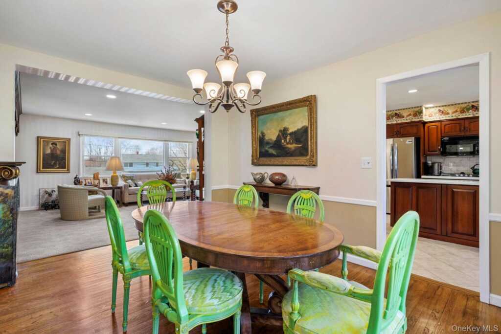 651 Andover Road, Valley Cottage, NY 10989 - Photo 19 of 47