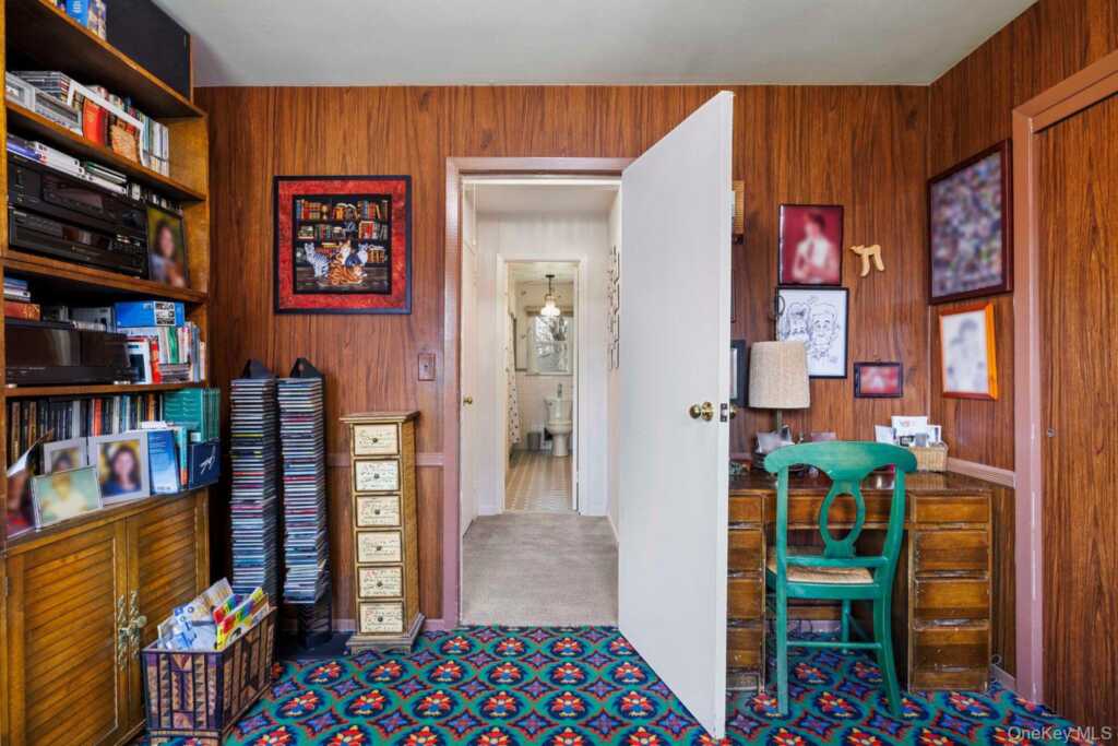 651 Andover Road, Valley Cottage, NY 10989 - Photo 29 of 47