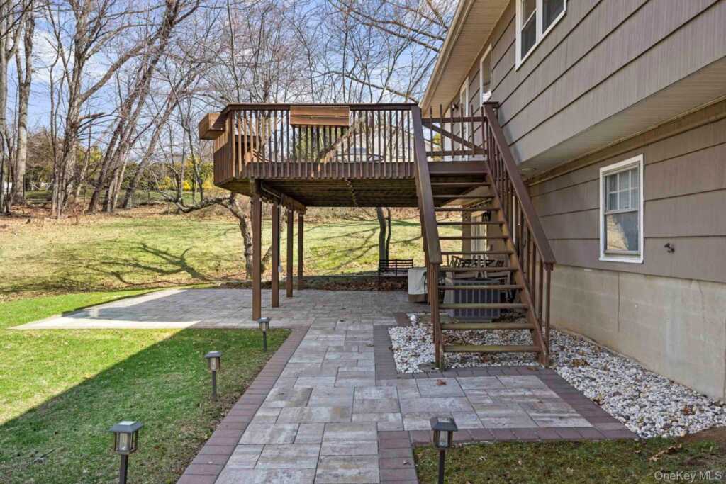 651 Andover Road, Valley Cottage, NY 10989 - Photo 41 of 47