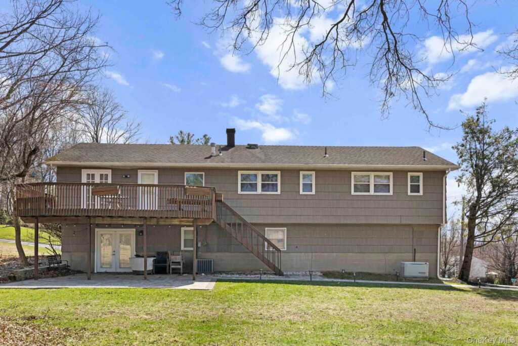 651 Andover Road, Valley Cottage, NY 10989 - Photo 44 of 47