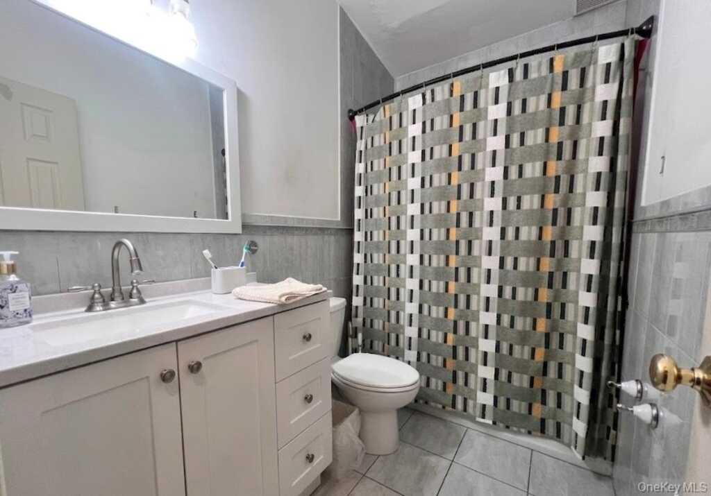 51 N Pascack Road, Nanuet, NY 10954 - Photo 8 of 23