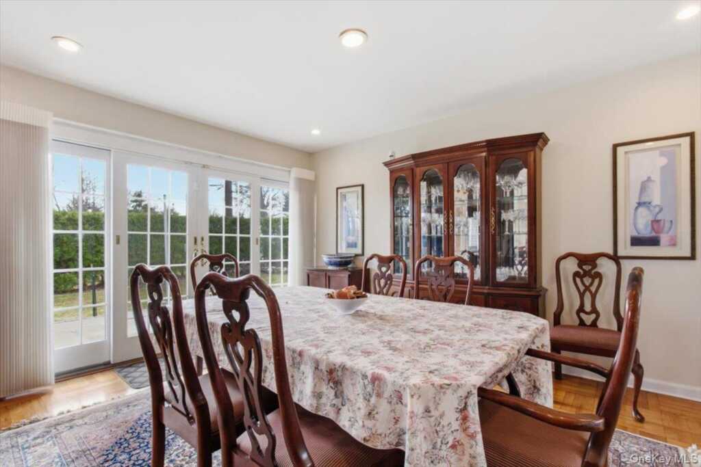 5 Avis Drive, New Rochelle, NY 10804 - Photo 12 of 38