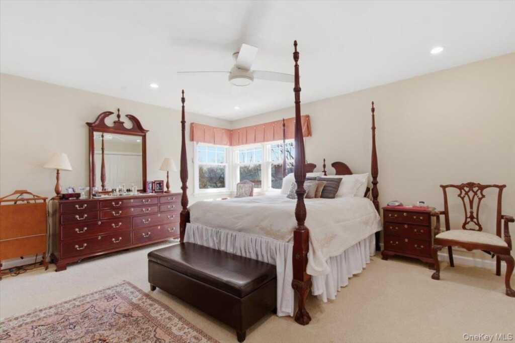 5 Avis Drive, New Rochelle, NY 10804 - Photo 15 of 38