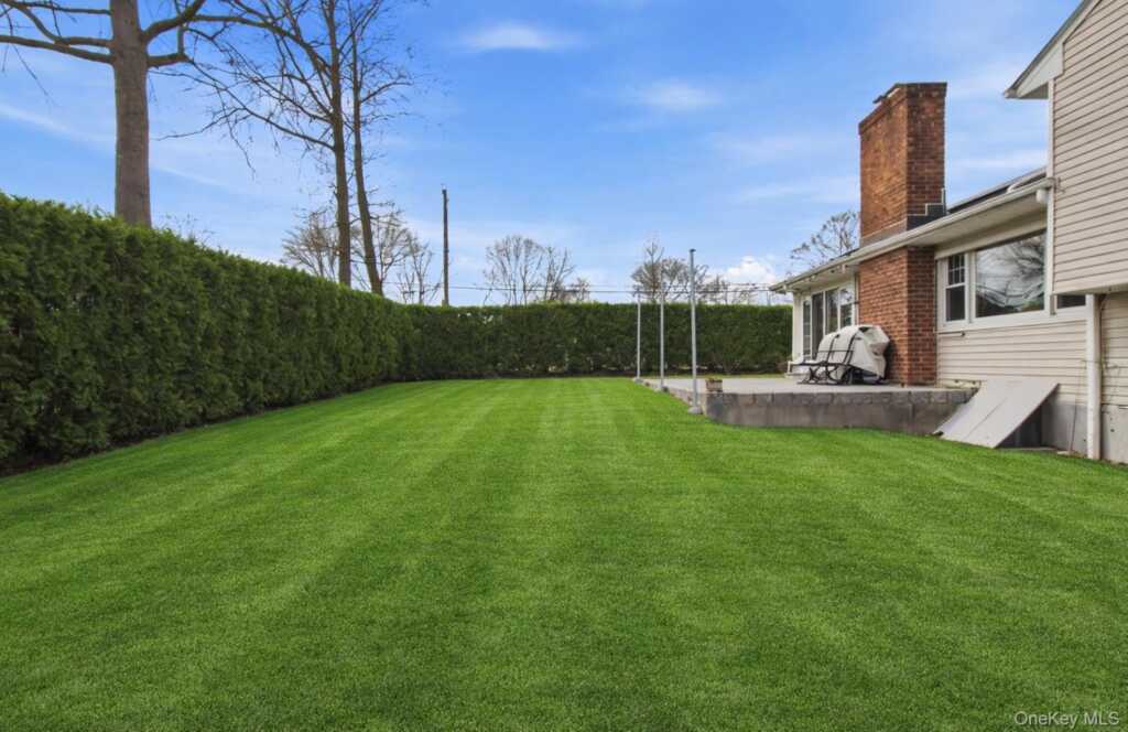 5 Avis Drive, New Rochelle, NY 10804 - Photo 29 of 38