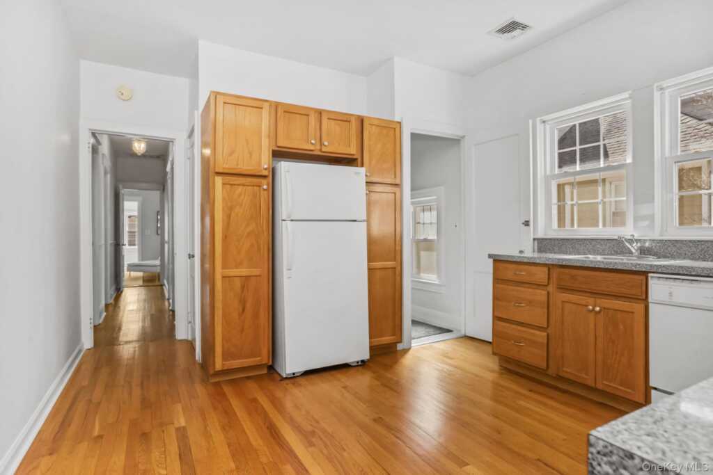 33 Redfield Street, Rye, NY 10580 - Photo 31 of 39