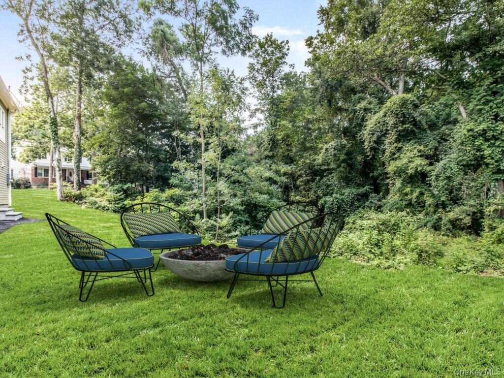 1 Kewanee Road, New Rochelle, NY 10804 - Photo 28 of 28