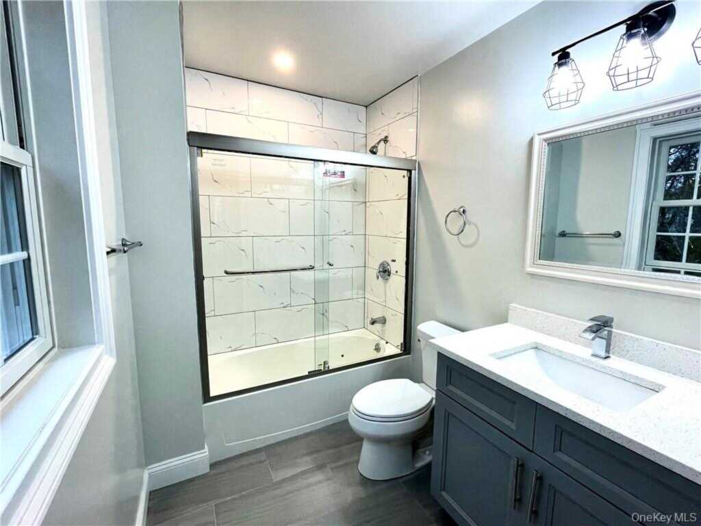 1 Kewanee Road, New Rochelle, NY 10804 - Photo 21 of 28