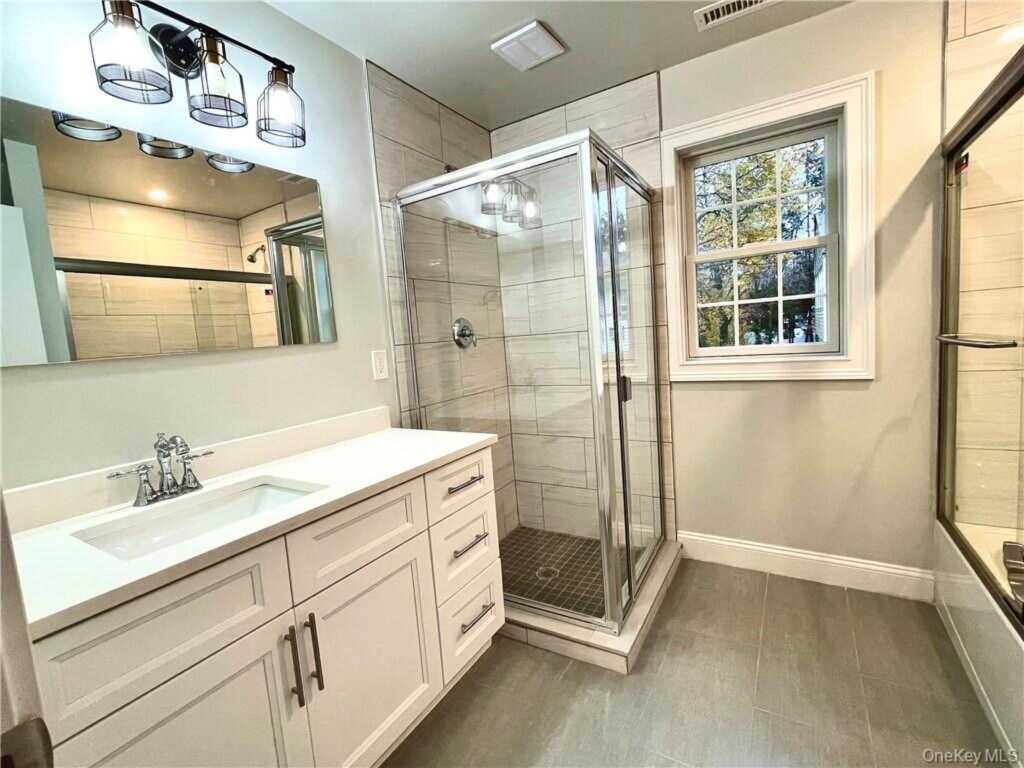 1 Kewanee Road, New Rochelle, NY 10804 - Photo 22 of 28