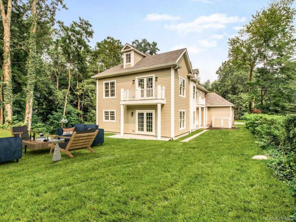 1 Kewanee Road, New Rochelle, NY 10804 - Photo 26 of 28