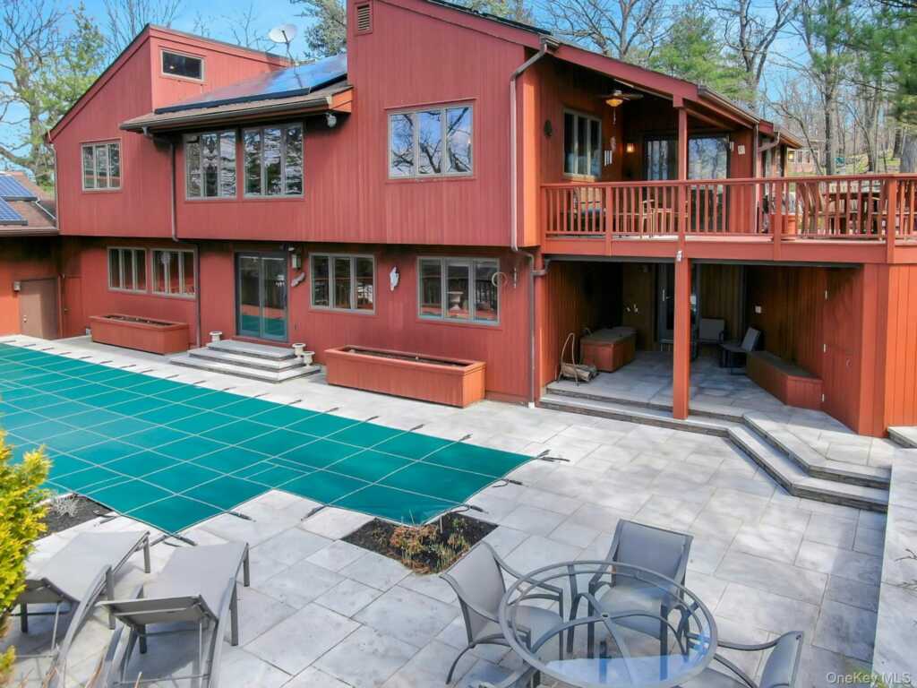 837 Sherry Drive, Valley Cottage, NY 10989 - Photo 2 of 49