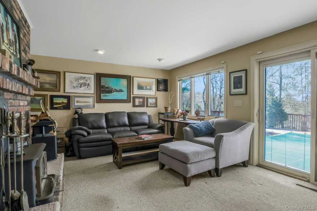 837 Sherry Drive, Valley Cottage, NY 10989 - Photo 20 of 49