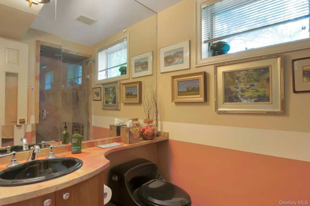 837 Sherry Drive, Valley Cottage, NY 10989 - Photo 26 of 49