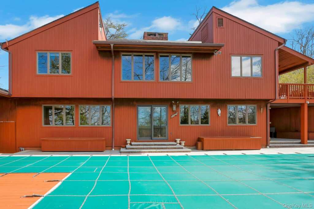 837 Sherry Drive, Valley Cottage, NY 10989 - Photo 32 of 49