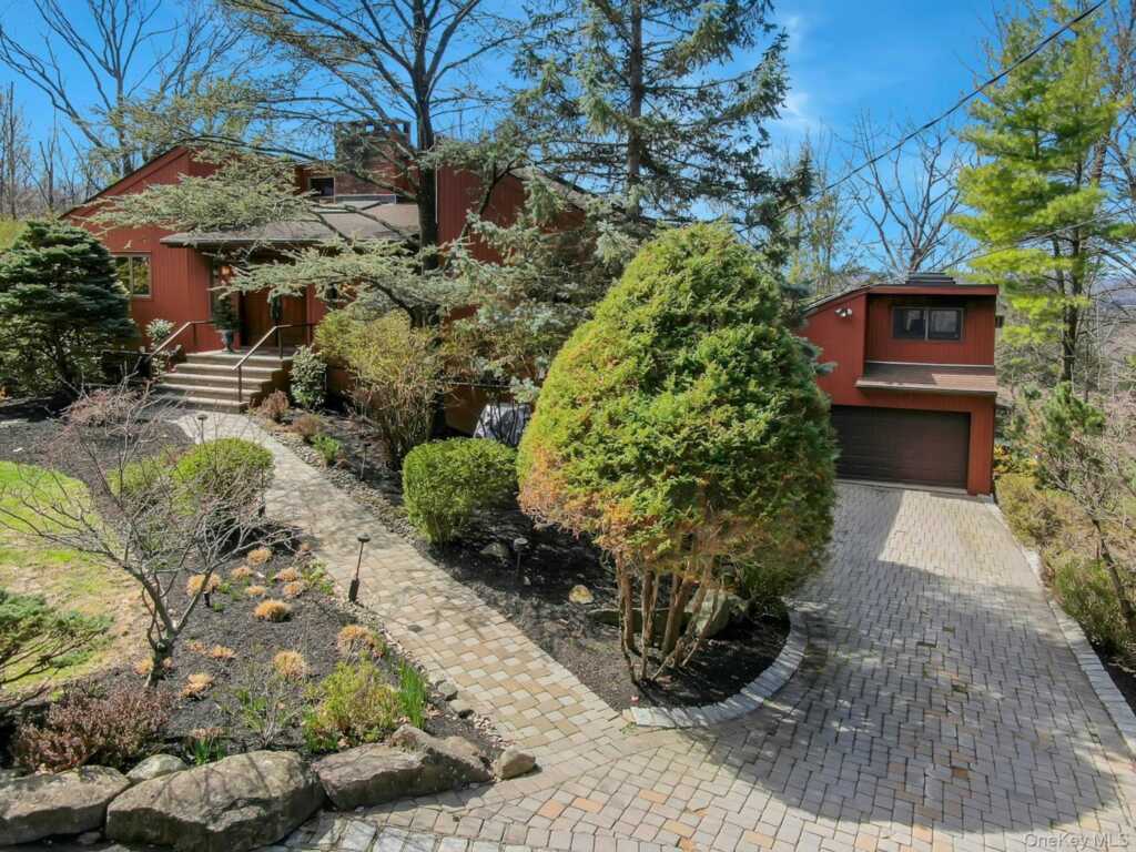 837 Sherry Drive, Valley Cottage, NY 10989 - Photo 46 of 49