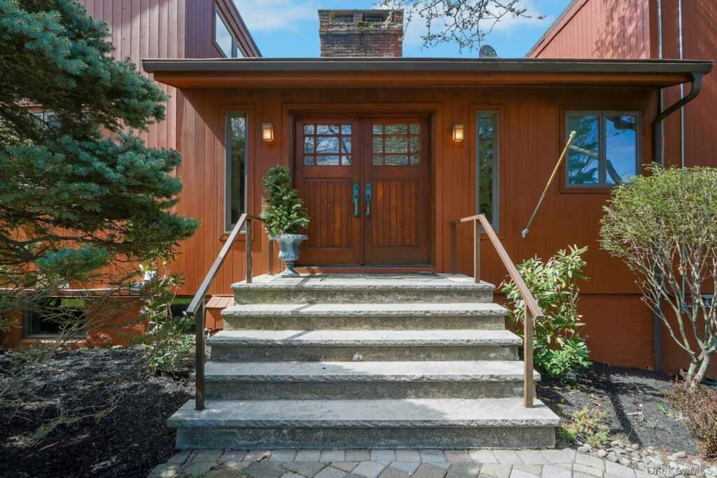 837 Sherry Drive, Valley Cottage, NY 10989 - Photo 47 of 49