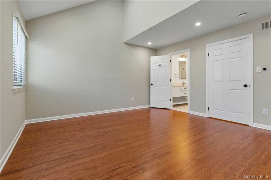 50 Pondview Road, Unit #F, Rye, NY 10580 - Photo 14 of 25