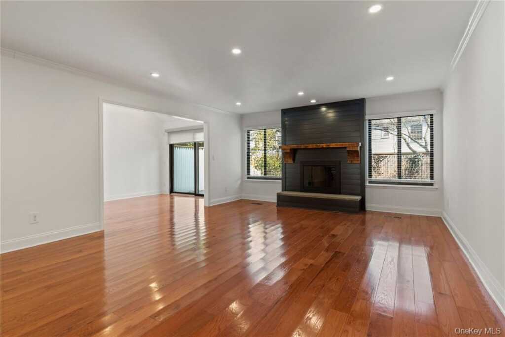 50 Pondview Road, Unit #F, Rye, NY 10580 - Photo 8 of 25