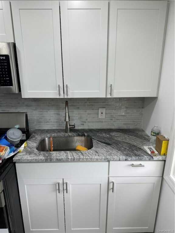 57 Hunt Avenue, Unit #2, Pearl River, NY 10965 - Photo 6 of 12