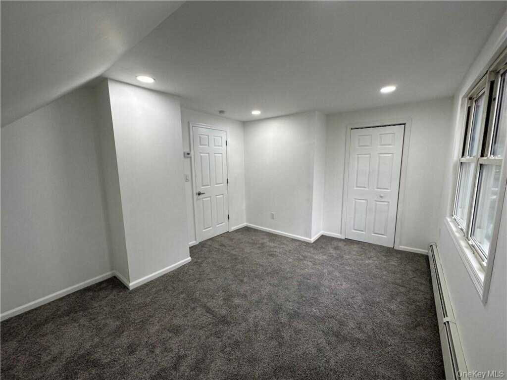 57 Hunt Avenue, Unit #2, Pearl River, NY 10965 - Photo 8 of 12