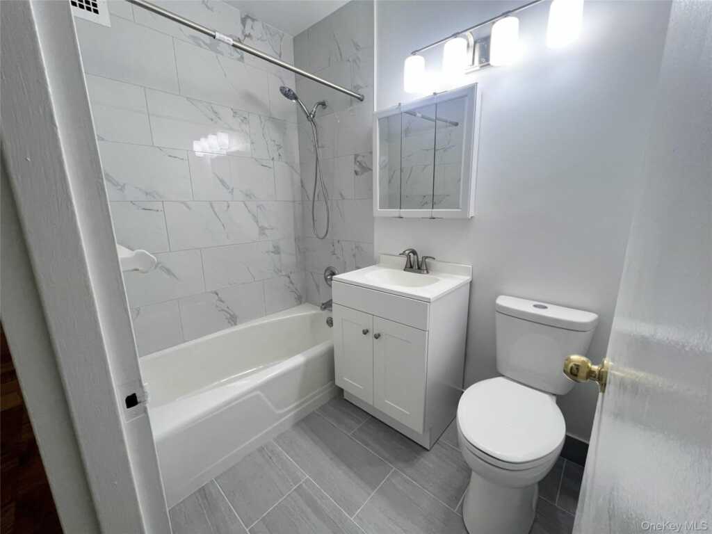 30 Lake Street, Unit #2-I, White Plains, NY 10603 - Photo 15 of 26