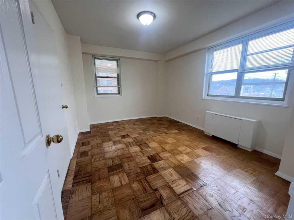 30 Lake Street, Unit #2-I, White Plains, NY 10603 - Photo 22 of 26