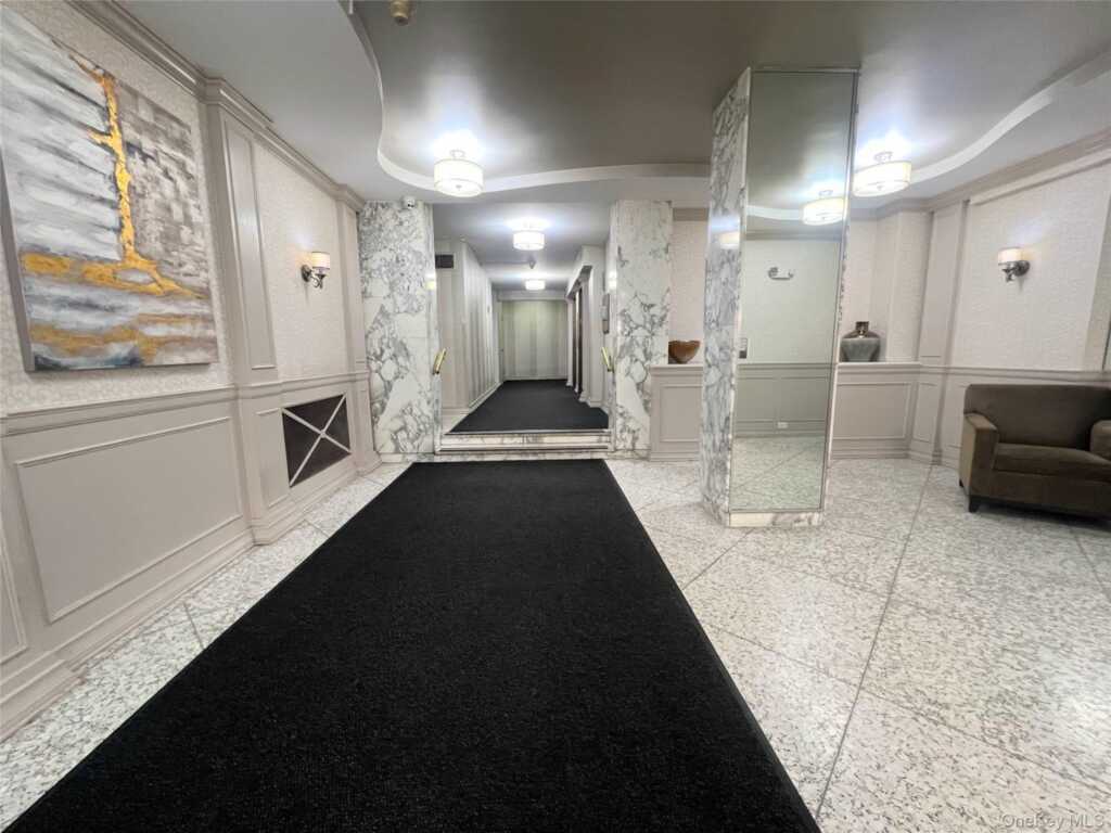 30 Lake Street, Unit #2-I, White Plains, NY 10603 - Photo 3 of 26
