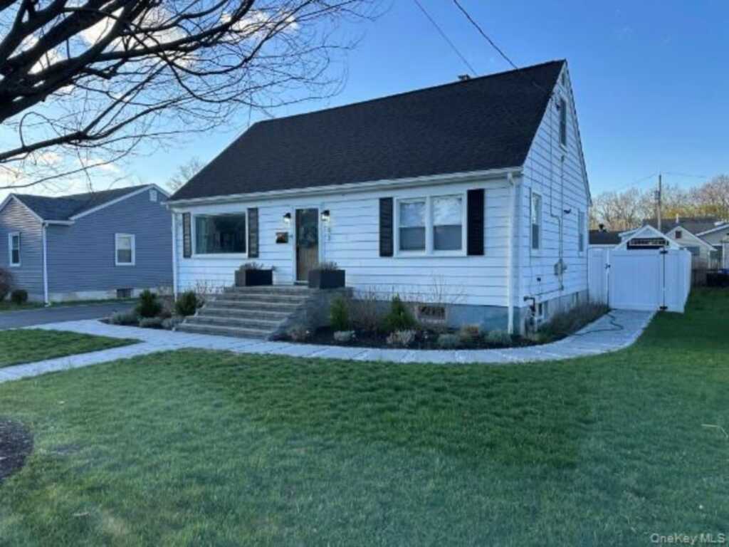 42 E Main Street, Stony Point, NY 10980 - Photo 4 of 27