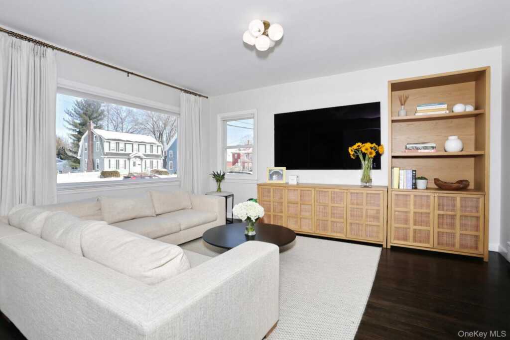 42 E Main Street, Stony Point, NY 10980 - Photo 5 of 27