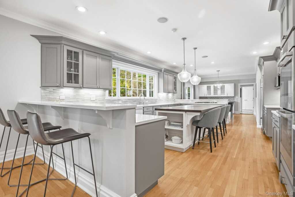 4 Boulder Road, Rye, NY 10580 - Photo 11 of 41