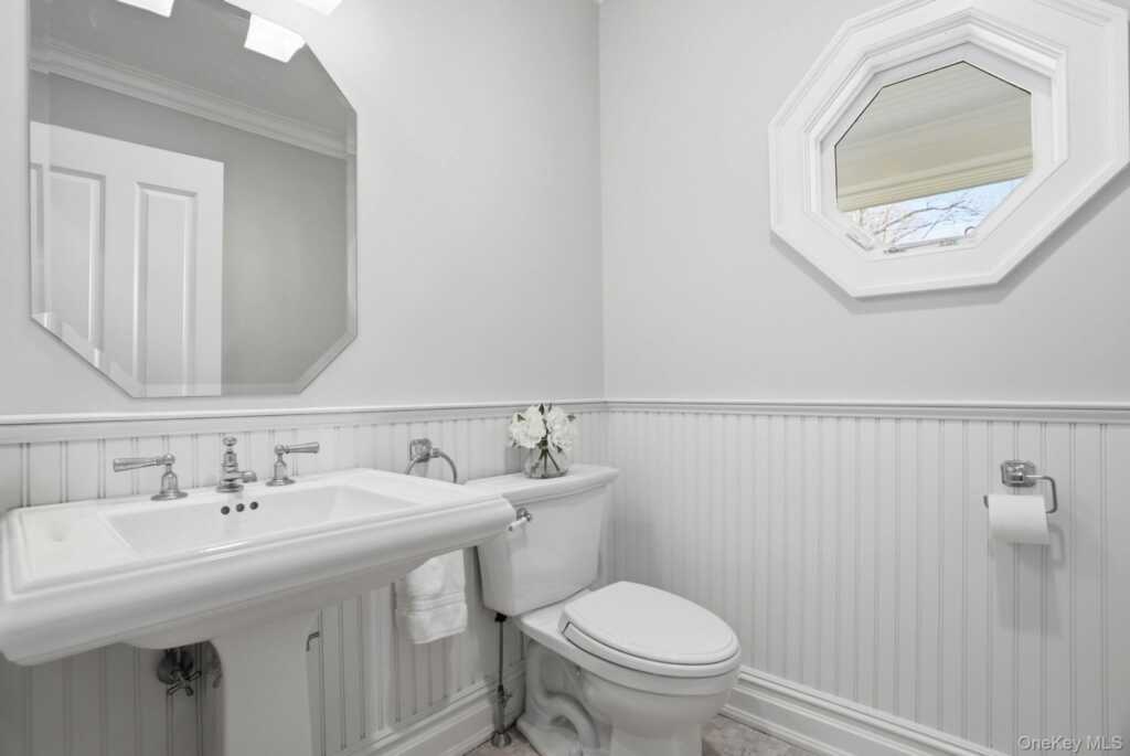 4 Boulder Road, Rye, NY 10580 - Photo 17 of 41