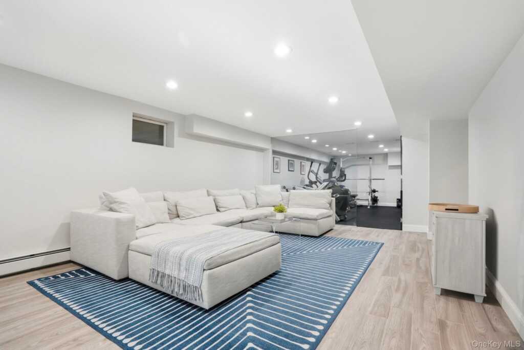 4 Boulder Road, Rye, NY 10580 - Photo 30 of 41