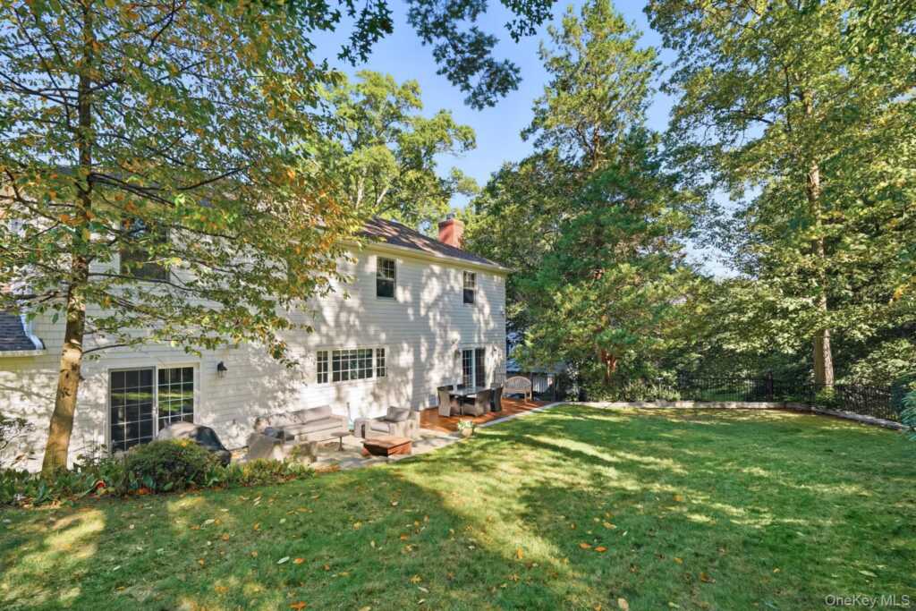 4 Boulder Road, Rye, NY 10580 - Photo 38 of 41