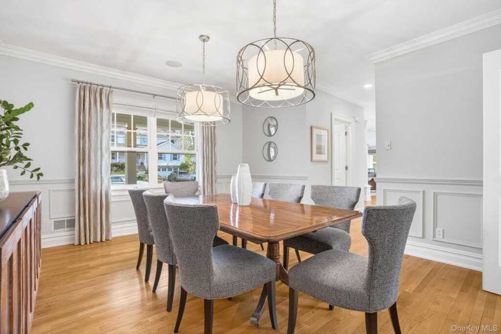 4 Boulder Road, Rye, NY 10580 - Photo 8 of 41