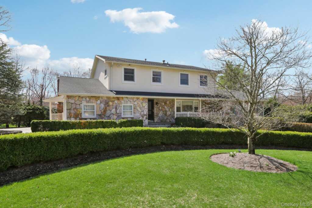 17 Rolling Ridge Road, New City, NY 10956