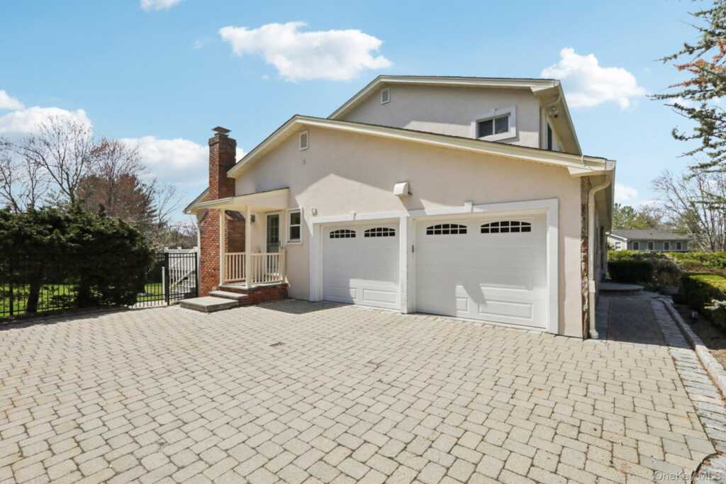 17 Rolling Ridge Road, New City, NY 10956 - Photo 2 of 50