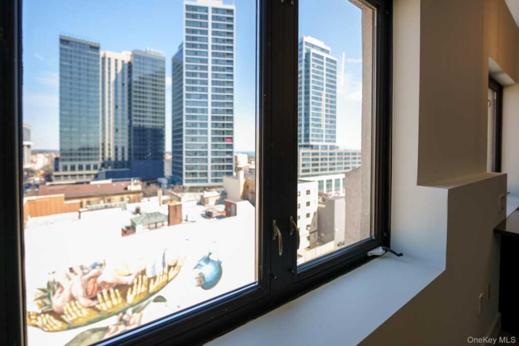 25 Leroy Place, Unit #PH1, New Rochelle, NY 10801 - Photo 8 of 14