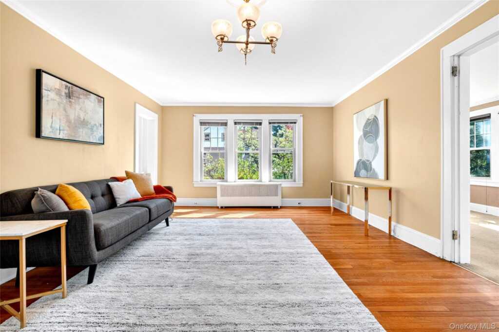 60 Old Middletown Road, Pearl River, NY 10965 - Photo 11 of 43